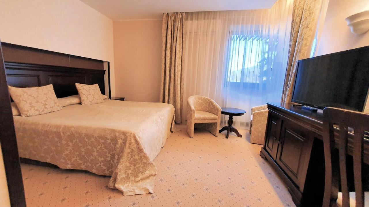 Apartament 2706 Alpin Resort, Etaj 7, 波亚纳布拉索夫 外观 照片